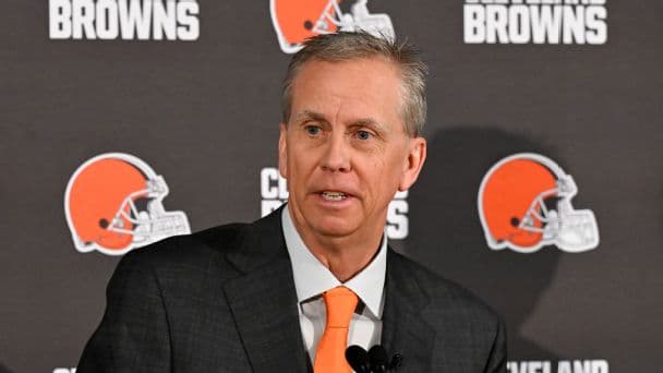 Todd Monken Misses NFL Coaches Photo for a Last-Minute Haircut