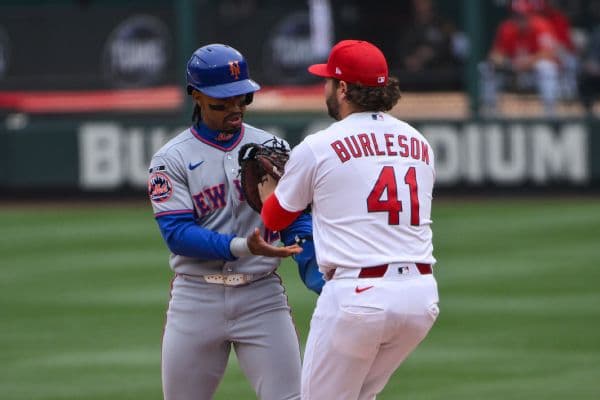 Francisco Lindor Mental Mistakes Lead to Mets’ Extra-Inning Heartbreak in St. Louis