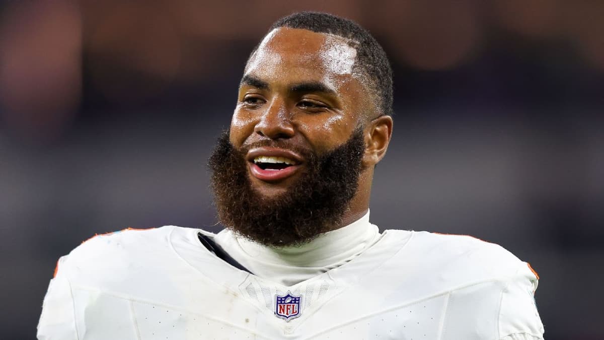 LB Anthony Walker Jr. Announces Retirement After Nine NFL Seasons