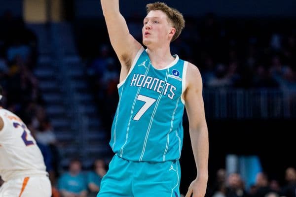 Kon Knueppel Sets Hornets Season 3-Point Record in Historic Rookie Campaign
