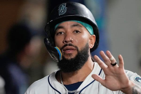 Seattle Mariners Activate J.P. Crawford Ahead of Key Road Series Against Angels