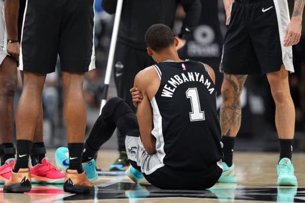 Victor Wembanyama Injury: Spurs Superstar Exits Game Against 76ers with Bruised Rib