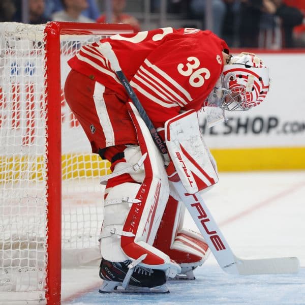 Red Wings Eliminated: Detroit Extends NHL’s Longest Playoff Drought to 10 Seasons