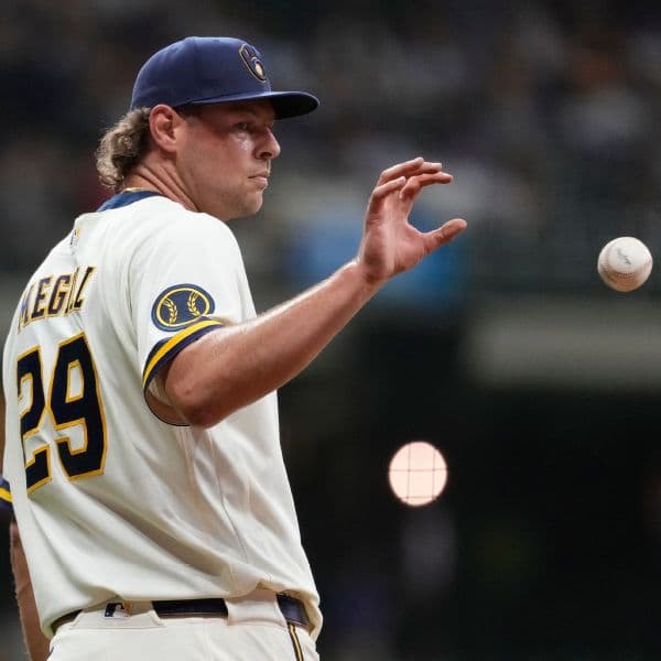 Pat Murphy Considering Change to Brewers Closer Role Amid Trevor Megill Struggles