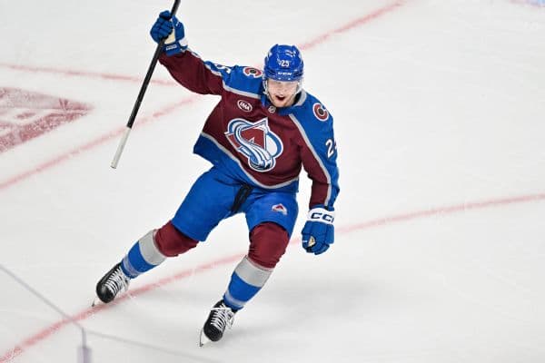 Logan O'Connor Caps Emotional Comeback with Crucial Goal in Avalanche Game 1 Victory
