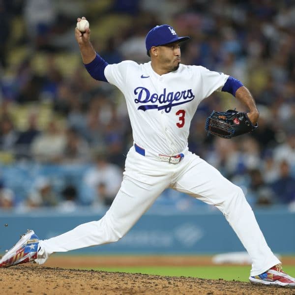 Los Angeles Dodgers Place Closer Edwin Diaz on 15-Day Injured List