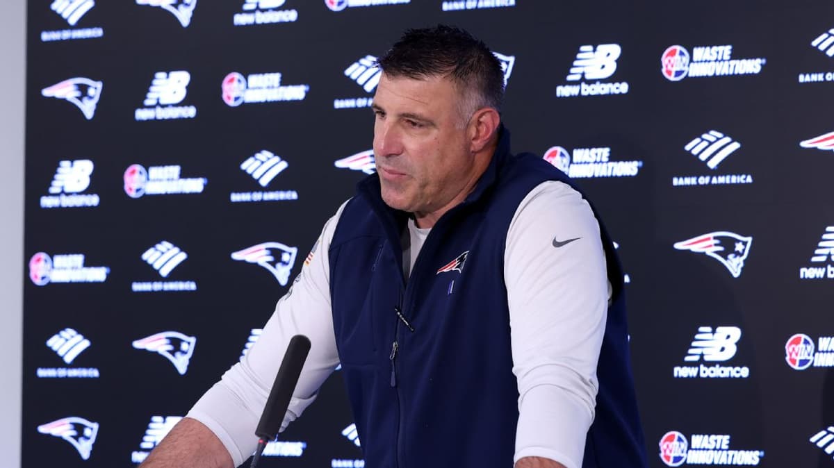 Mike Vrabel Addresses Dianna Russini Photos, Vows 'Best Version' for Patriots