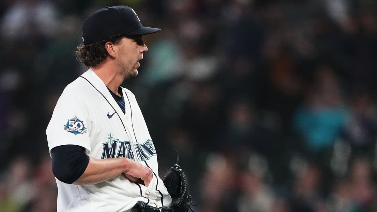 Logan Gilbert Makes Improbable 'Catch' as 107.8 MPH Liner Lodges in Jersey