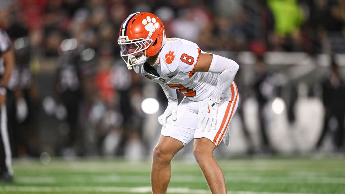 Atlanta Falcons Draft Avieon Terrell to Create Historic Brother Duo in Secondary