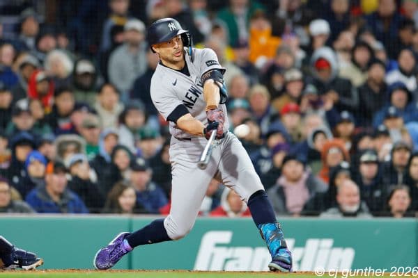 Giancarlo Stanton Exits Yankees-Astros Game with Lower Leg Tightness