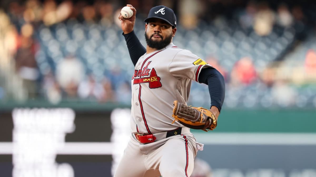 Atlanta Braves Move Reynaldo Lopez to Bullpen to Address Pitching Mechanics