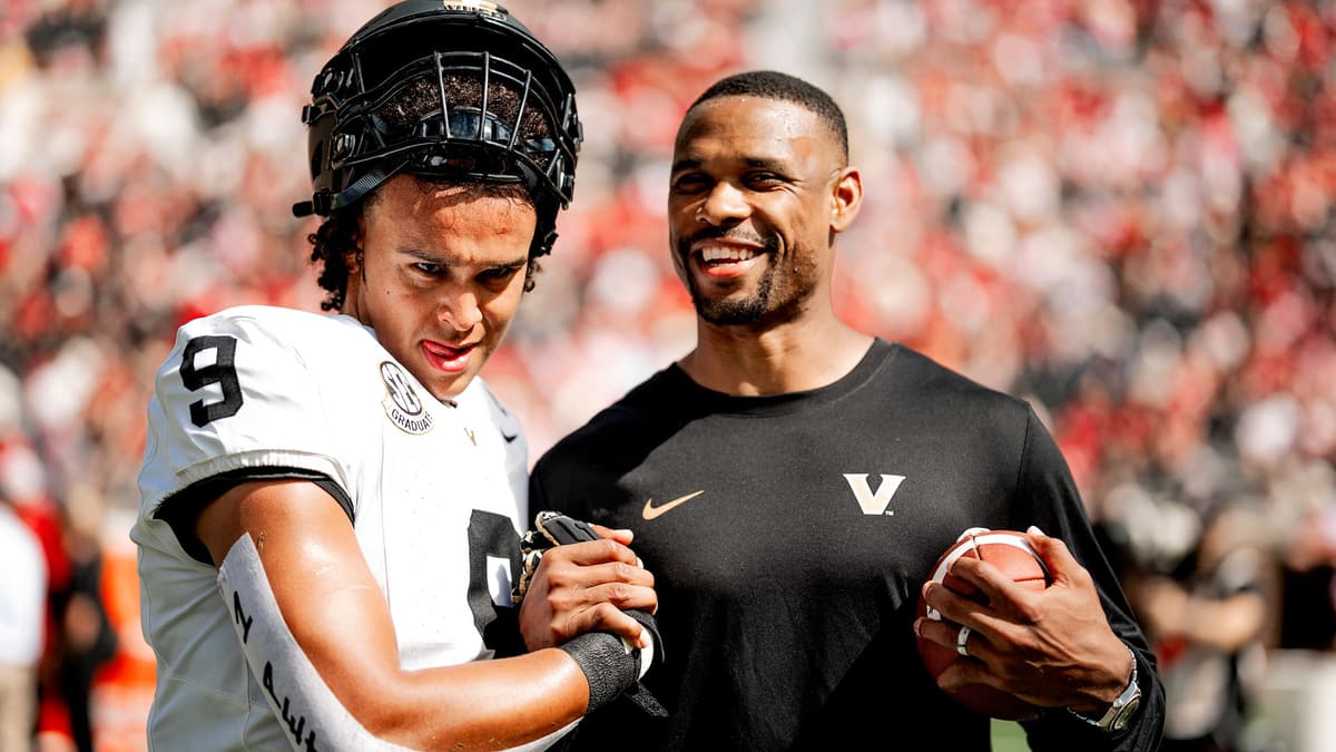 Eli Stowers to Eagles: Why Jordan Matthews Calls the Vanderbilt Star a 'Natural Fit'