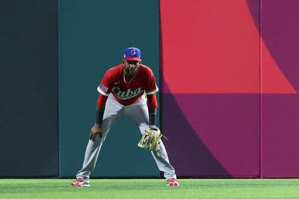 Former White Sox Star Alexei Ramírez Tested Positive for Steroids at WBC
