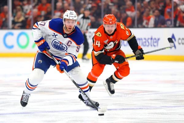 Connor McDavid Blasts 'Average' Oilers After Shocking Playoff Exit to Ducks