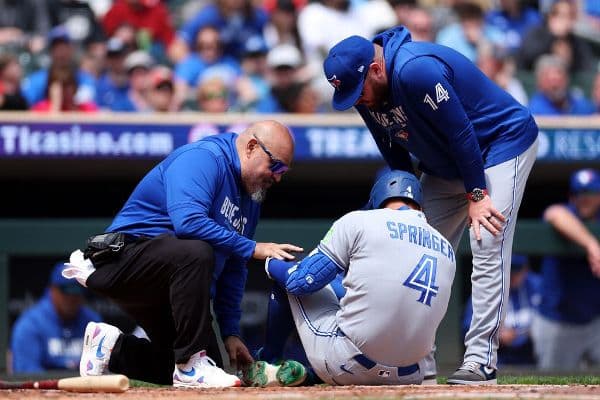 Blue Jays’ George Springer Exits Game After Second Foot Injury Against Twins