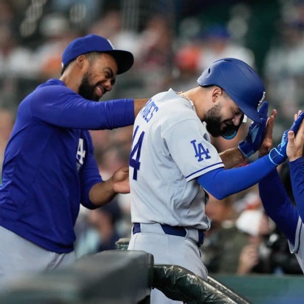Andy Pages Hits Three Home Runs as Dodgers Crush Astros in 12-2 Rout