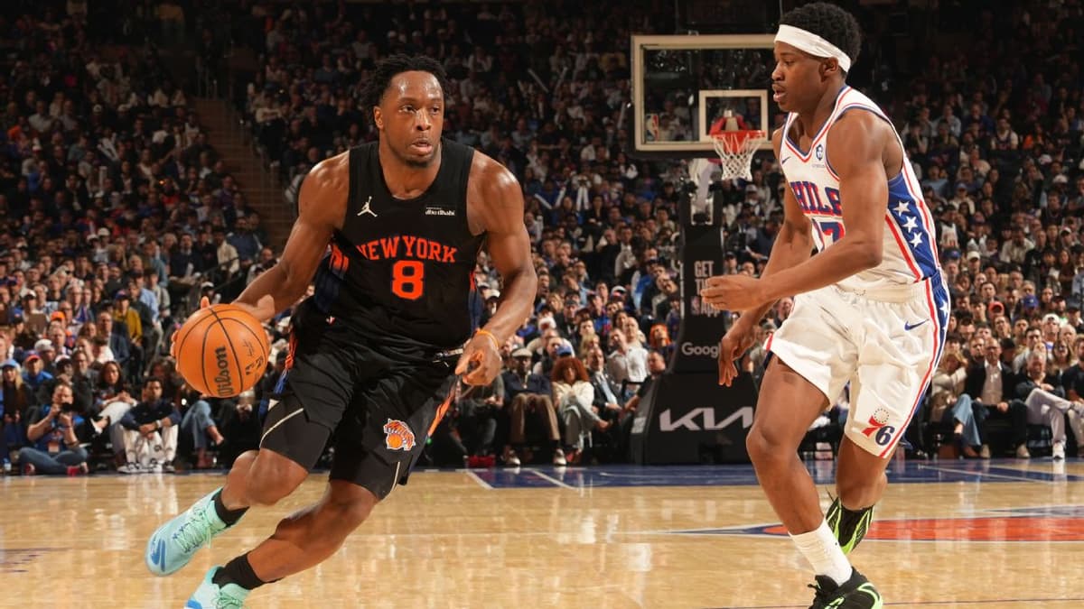 Knicks Forward OG Anunoby Diagnosed with Hamstring Strain: Impact on Playoffs vs. 76ers
