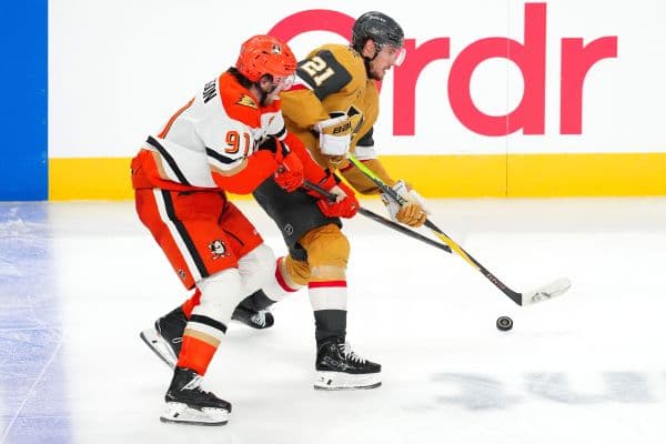 Anaheim Ducks Stun Vegas Golden Knights with Defensive Masterclass to Even Series
