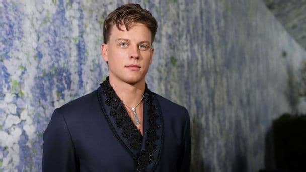 Joe Burrow Returns to Cincinnati Following High-Profile Offseason Preparation