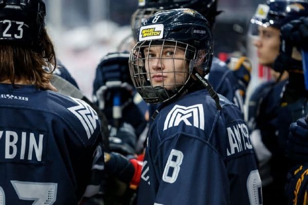 Roman Kantserov Set to Join Chicago Blackhawks After KHL Contract Termination