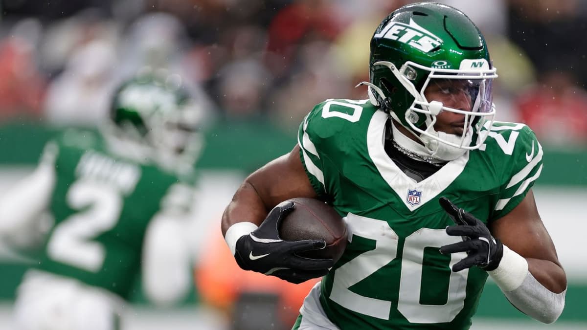 Breece Hall Contract Extension: Jets Secure Star RB with $45.75 Million Deal