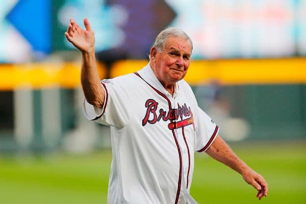 MLB Mourns the Loss of Legendary Braves Manager Bobby Cox at 84