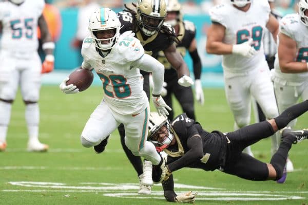 Miami Dolphins, De'Von Achane Agree to Massive 4-Year, $64M Extension