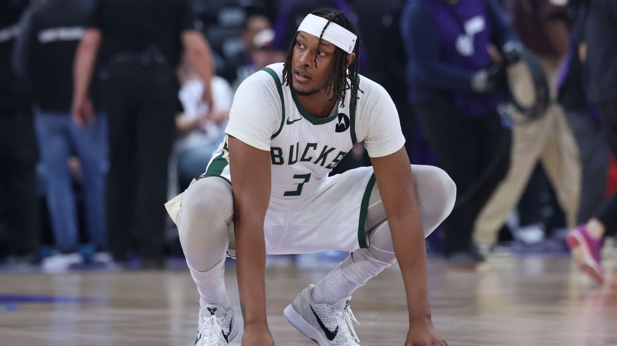 Myles Turner Exposes Bucks' Culture Crisis: "Giannis Shows Up Whenever He Wants"