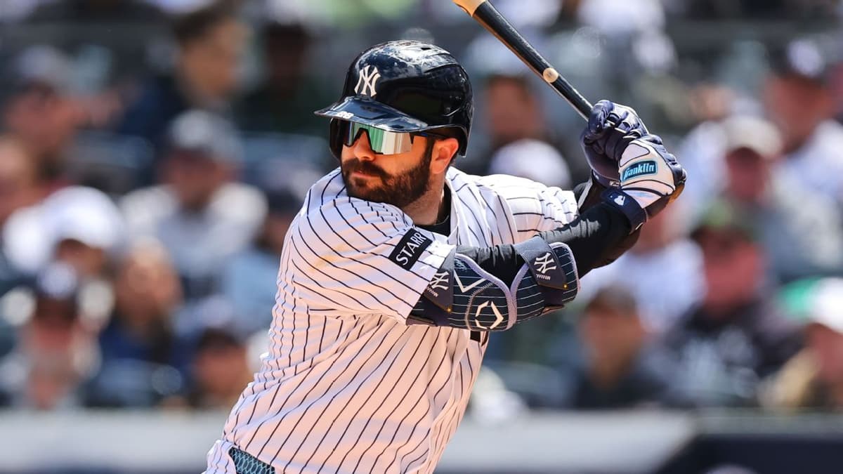Yankees Place Austin Wells on Injured List with Cervical Headaches Amid Season Slump