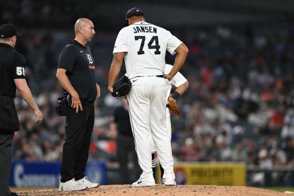 Detroit Tigers Place Closer Kenley Jansen on 15-Day IL with Pelvic Inflammation