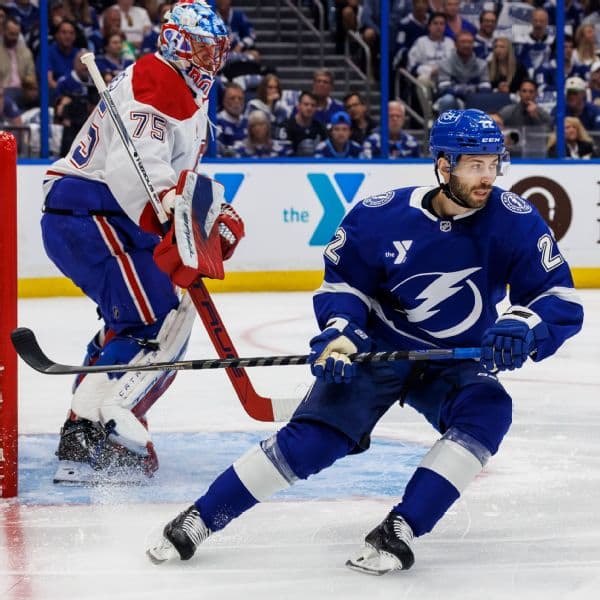 New York Rangers Sign Veteran Winger Oliver Bjorkstrand to One-Year Deal