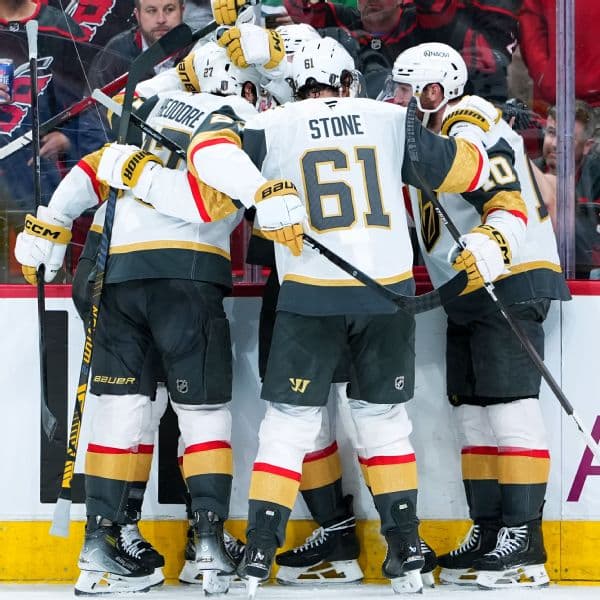 Vegas Golden Knights Stun Carolina Hurricanes with Late Rally in Game 1 of Stanley Cup Final