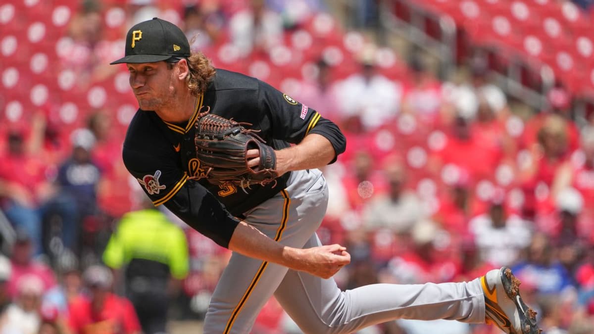 5 Fantasy Baseball Emerging Aces to Target for Your 2026 Rotation