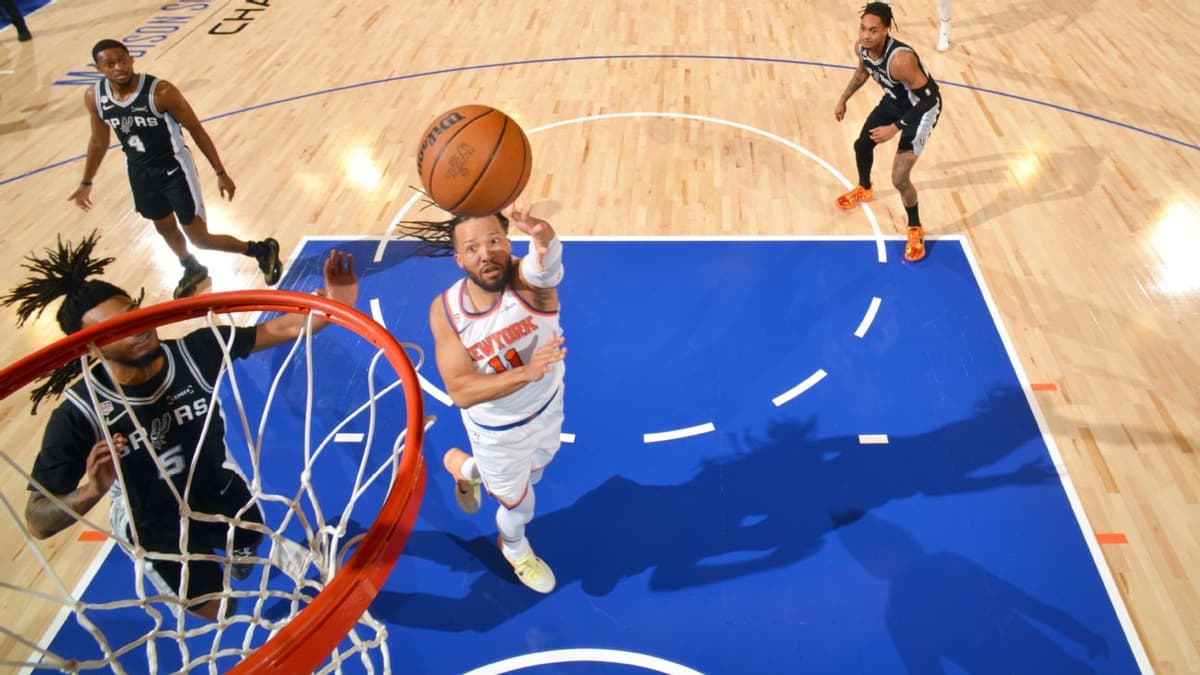 Knicks' Historic Game 4 Comeback: New York Erases Record Deficit to Stun Spurs
