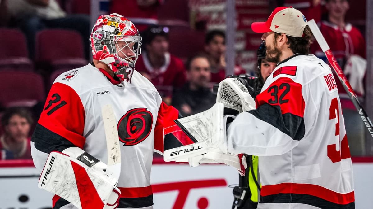 The End of the Workhorse: Why NHL Goalie Tandems Are the New Playoff Standard