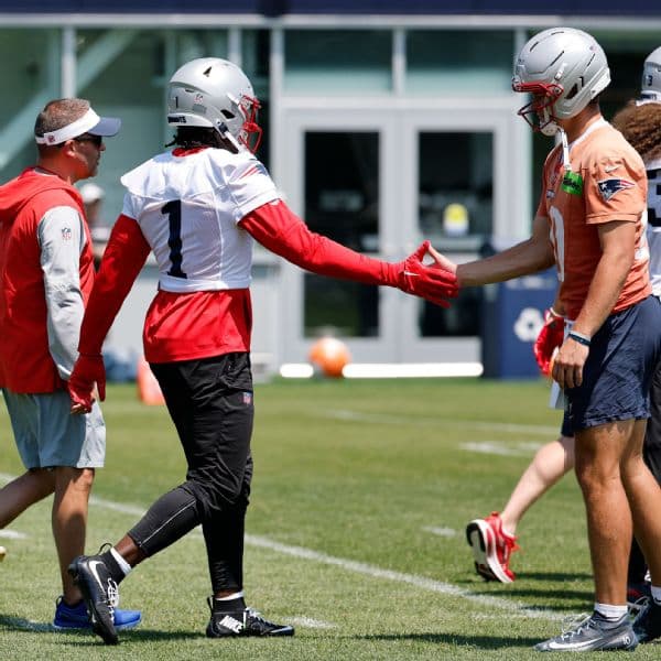 Drake Maye and A.J. Brown Connection Off to a 'Great Start' for Patriots