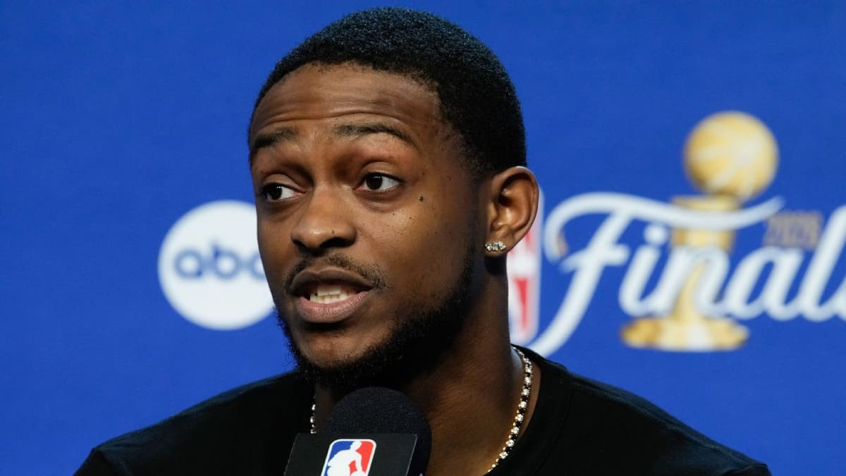 Mitch Johnson Backs De'Aaron Fox: Spurs Coach Shows Unwavering Belief Ahead of Game 5