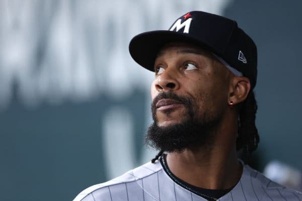 Byron Buxton Shuts Down Trade Speculation: 'I'm a Twin'