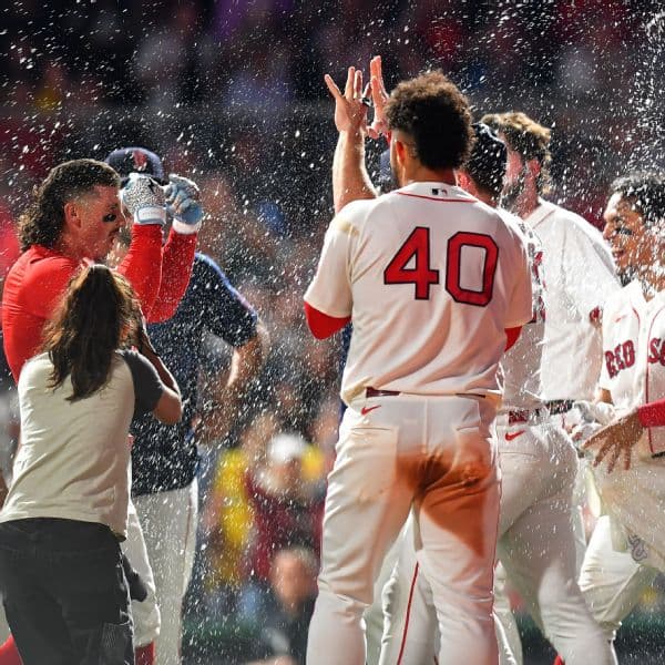 Red Sox Complete Dramatic Four-Game Sweep of Yankees with Extra-Inning Walk-Off