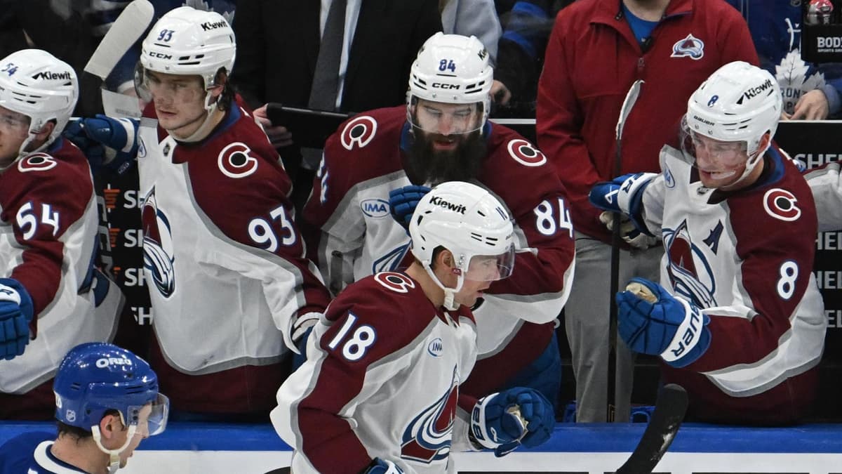 NHL Saturday Matchups: Avalanche Take on Red Wings, Rangers Face Penguins in High-Stakes Doubleheader