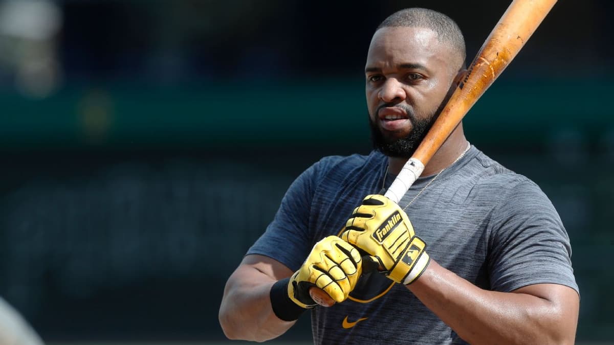 Arizona Diamondbacks Bolster Infield with Veteran Carlos Santana on One-Year Deal