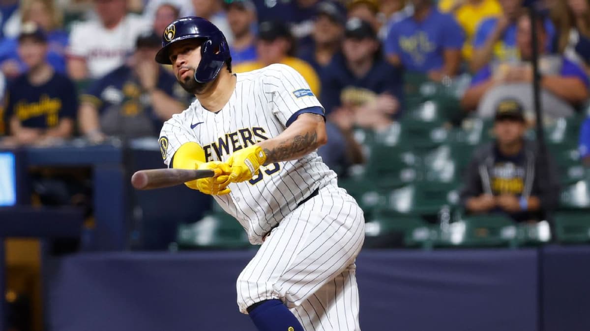 Gary Sánchez Returns to Milwaukee: Veteran Catcher Inks One-Year Deal with Brewers