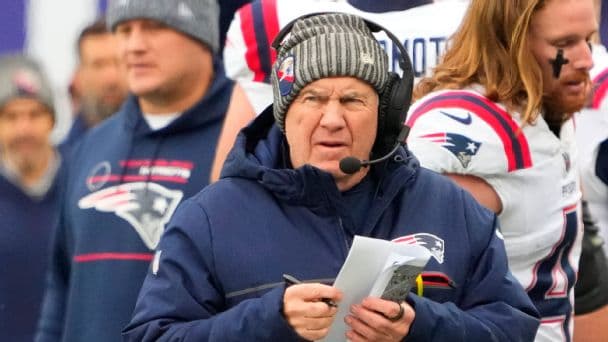 Patrick Mahomes and J.J. Watt React to Bill Belichick’s Stunning Hall of Fame Snub