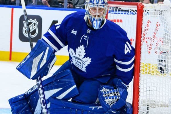 Anthony Stolarz Throat Injury: Maple Leafs Goaltender Late Scratch After Warmup Incident