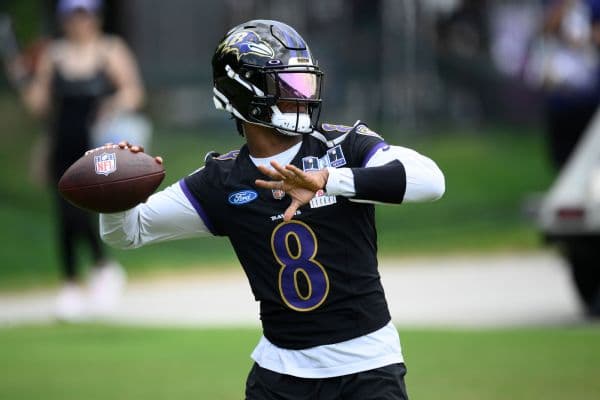 Lamar Jackson Returns to Ravens Offseason Workouts with Renewed Energy