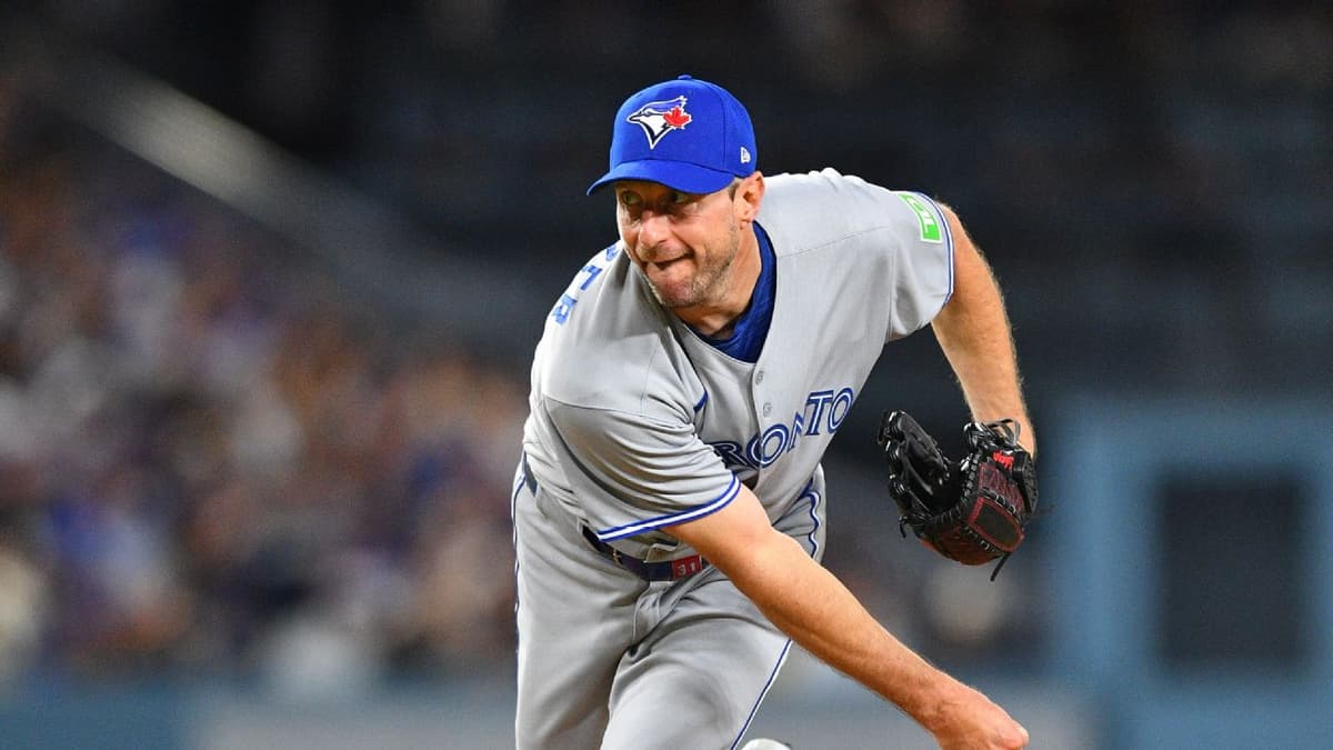 Max Scherzer Returns to Blue Jays: Veteran Ace Throws Bullpen Session, Eyes Weekend Action