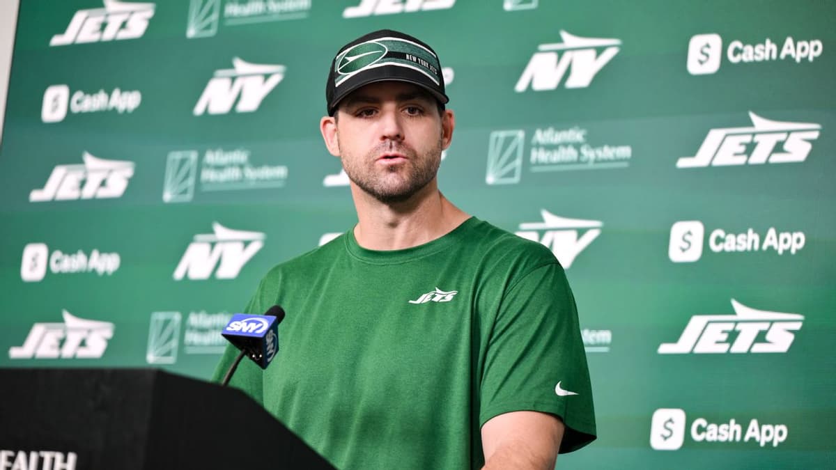 New York Jets Part Ways with Offensive Coordinator Tanner Engstrand After 2025 Season
