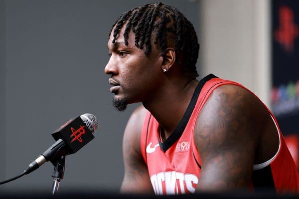 Charlotte Hornets Acquire Dorian Finney-Smith and Three Picks from Rockets