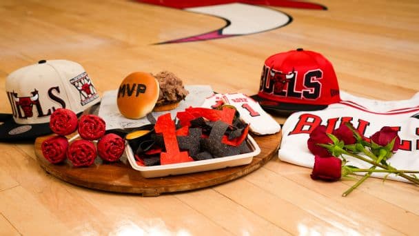 Chicago Bulls Celebrate Derrick Rose Jersey Retirement with Special Commemorative Concessions