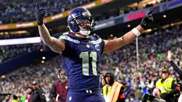 Patriots and Seahawks Secure Super Bowl LX Berths in Dramatic Championship Sunday